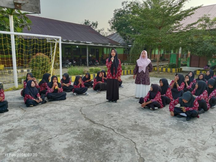 Muhadaroh Pagi MTsN 1 Bungo: Cetak Generasi Percaya Diri dan Cakap Berbahasa