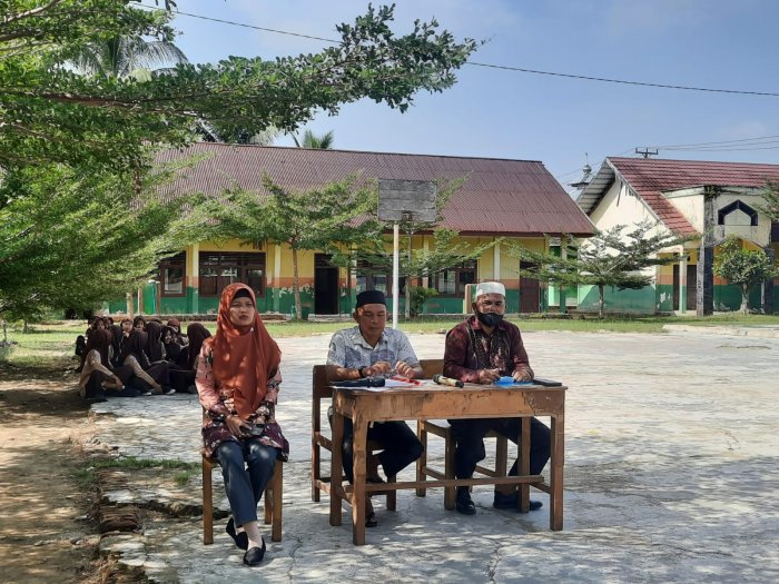 Menuju 3 Besar! Lomba Tahfidz Tahap Kedua Berlangsung Penuh Semangat dan Haru Menuju 3 Besar! Lomba Tahfidz Tahap Kedua Berlangsung Penuh Semangat dan Haru