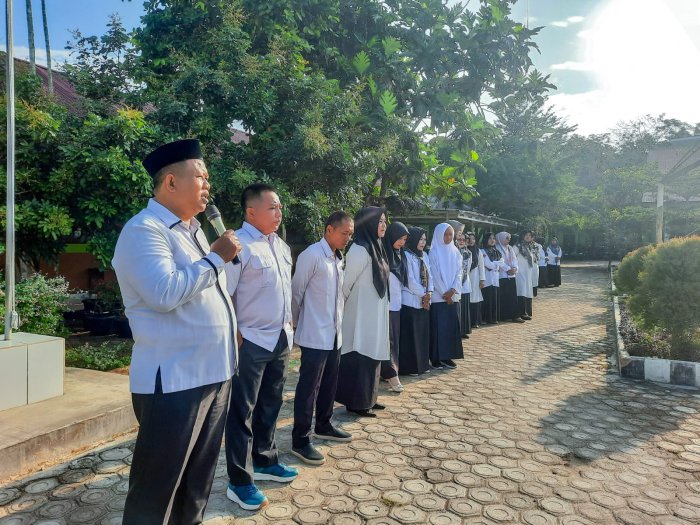 Kepala MTsN 1 Bungo Resmi Membuka Pelaksanaan ASAS Ganjil TA 2025/2026