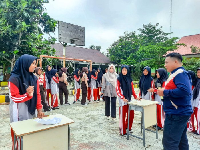 Pendaftaran Calon Ketua OSIM MTsN 1 Bungo Dimulai, Dikawal Ketat oleh Pembina dan Wakakur Pendaftaran Calon Ketua OSIM MTsN 1 Bungo Dimulai, Dikawal Ketat oleh Pembina dan Wakakur