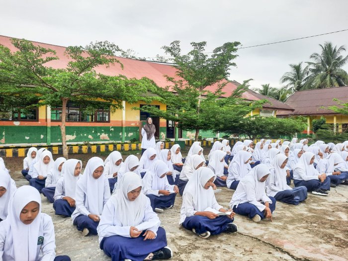 Pengajian Rutin MTsN 1 Bungo Dibuka dengan Semangat Baru di Awal Tahun 2026