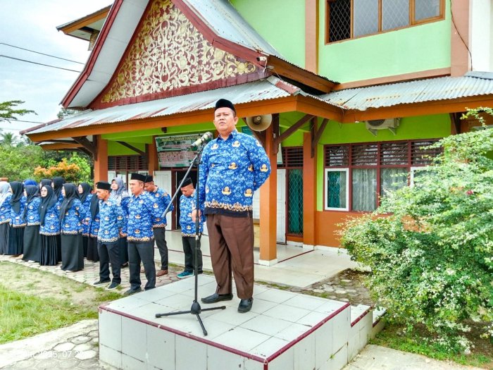 MTsN 1 Bungo Gelar Upacara Peringatan Hari Sumpah Pemuda ke-97 dengan Khidmat