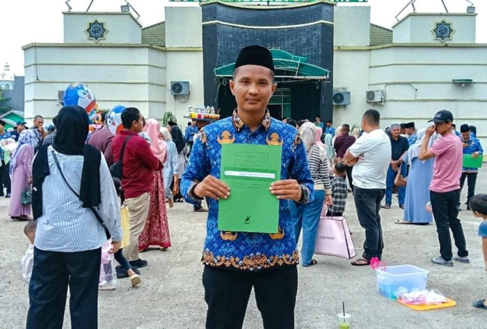 Pengabdian Hendri, Tenaga Kependidikan MTsN 1 Bungo: Berbuah Manis Resmi Dilantik Menjadi PPPK Kemenag