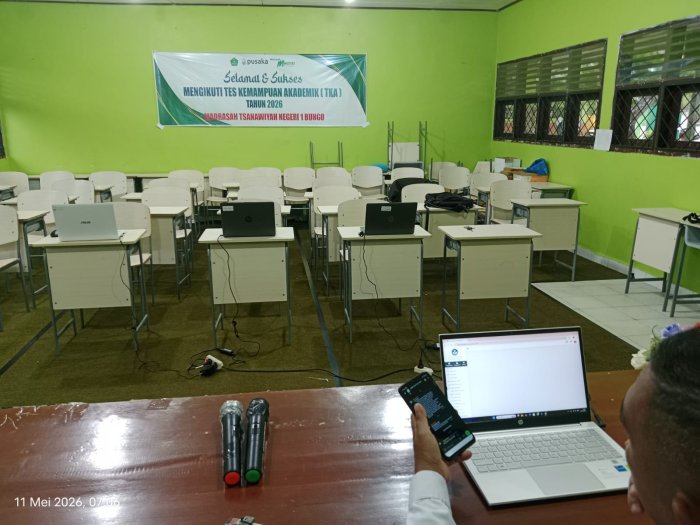 Jelang TKA Susulan Hari Ini, Teknisi dan Proktor MTsN 1 Bungo Pastikan Semua Sistem Siap Jelang TKA Susulan Hari Ini, Teknisi dan Proktor MTsN 1 Bungo Pastikan Semua Sistem Siap