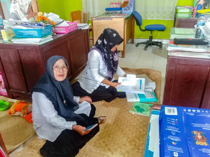 Persiapan Administrasi SKP TW 3 : Guru MTsN 1 Bungo Memasuki Tahap Pengisian