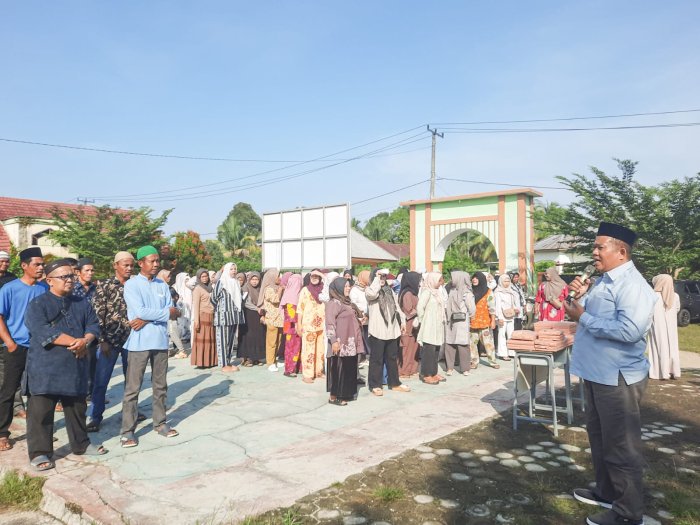 Kepala MTsN 1 Bungo Apresiasi Kehadiran Orang Tua dalam Pengambilan Rapor, Wujudkan Sinergi Pendidikan yang Lebih Kuat