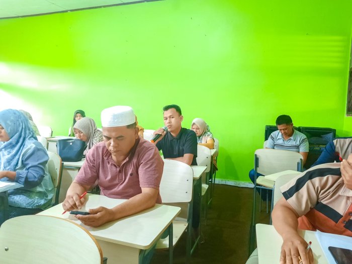 Operator RDM MTsN 1 Bungo Paparkan Pembaruan Fitur dan Persiapan Administrasi Penilaian