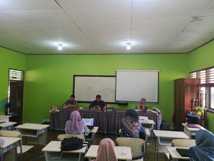 Siap Hadapi Evaluasi Besar: MTsN 1 Bungo Gelar Rapat Koordinasi Persiapan Asesmen Sumatif Semester Ganjil