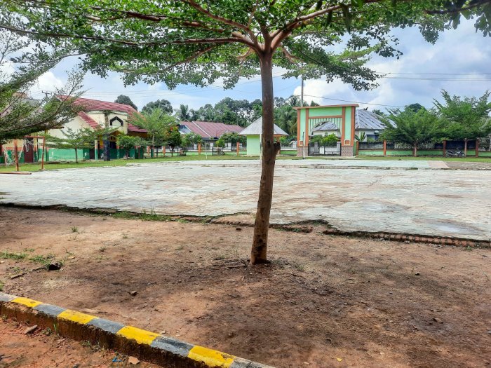 ASAS 2025 Berjalan Tiga Hari, Kebersihan MTsN 1 Bungo Tetap Terjaga Berkat Kerja Sama Warga Madrasah