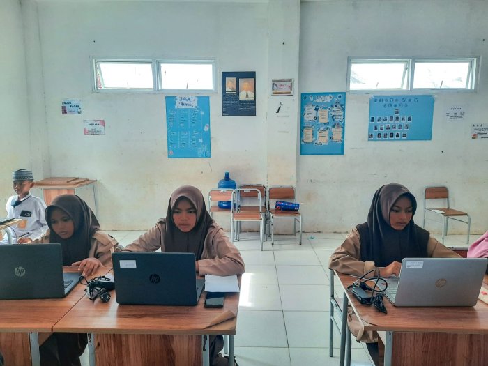 Walau Terjadwal pada Sesi Akhir, Delegasi OMI Bidang IPS Tunjukkan Keseriusan