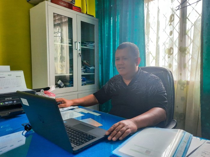 Kepala MTsN 1 Bungo Ikuti Zoom Siaga Kependudukan Kepala MTsN 1 Bungo Ikuti Zoom Siaga Kependudukan