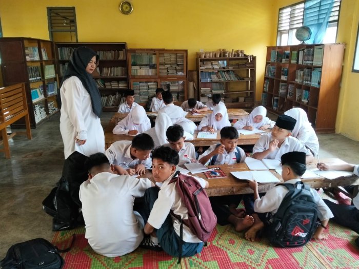 Perpustakaan MTsN 1 Bungo Kian Ramai Dikunjungi, Budaya Literasi Murid Semakin Menggeliat