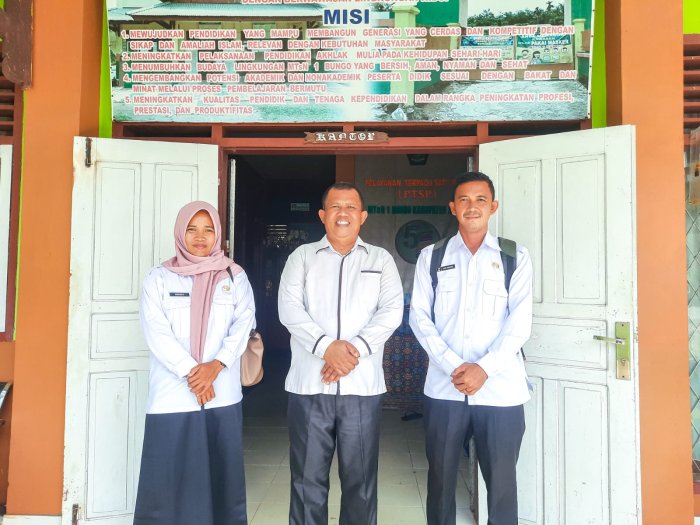 Dinas Sosial Kabupaten Bungo Lakukan Verifikasi PKH di MTsN 1 Bungo