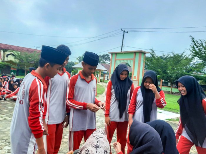 Classmeeting MTsN 1 Bungo Resmi Dimulai: Futsal Putra dan Voli Putri Jadi Ajang Semangat Kebersamaan Siswa