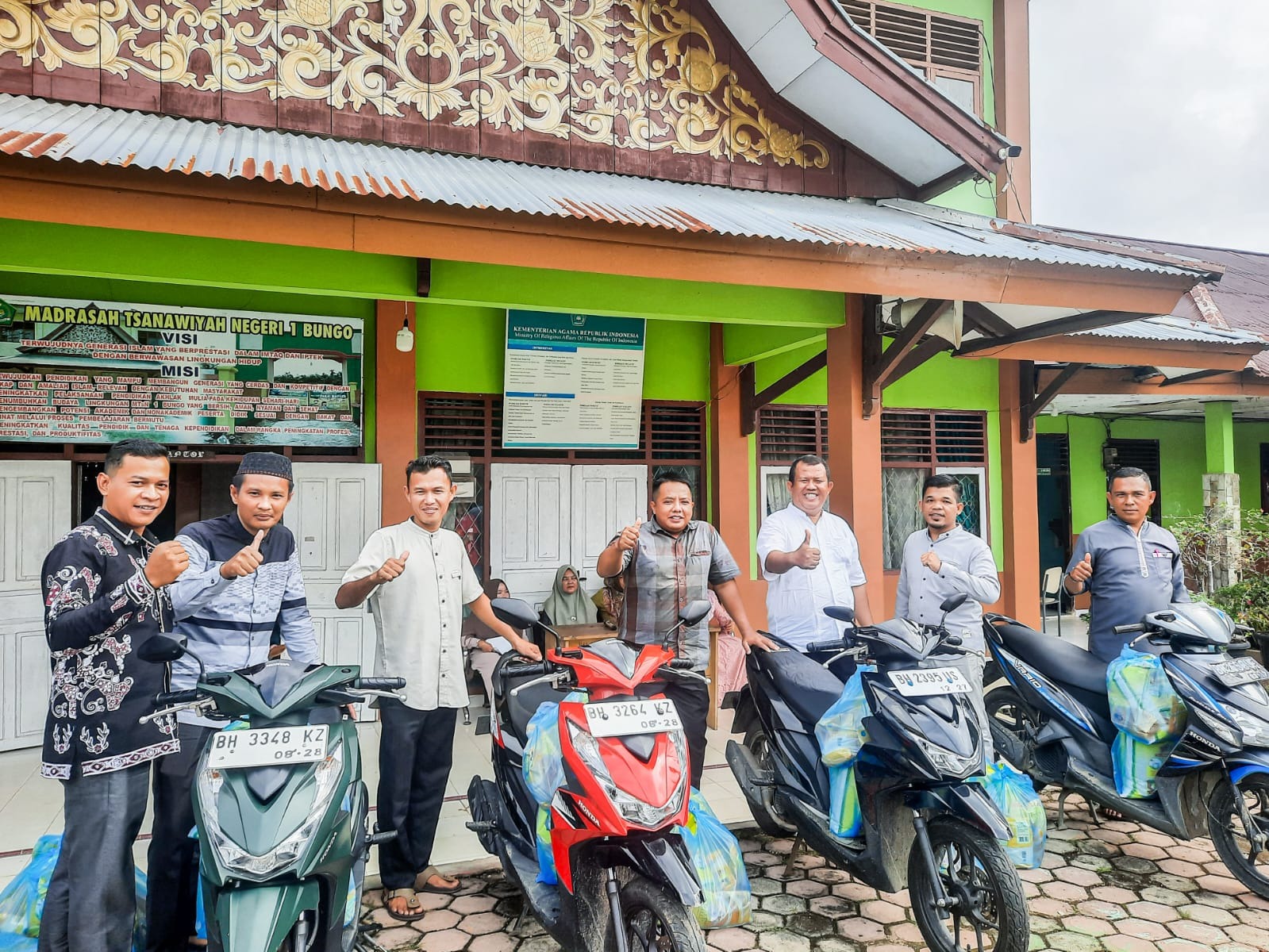 Pendistribusian dan Penyaluran Zakat Profesi, Kepala MTsN 1 Bungo: Kita Berikan Kepada Asnaf yang 8