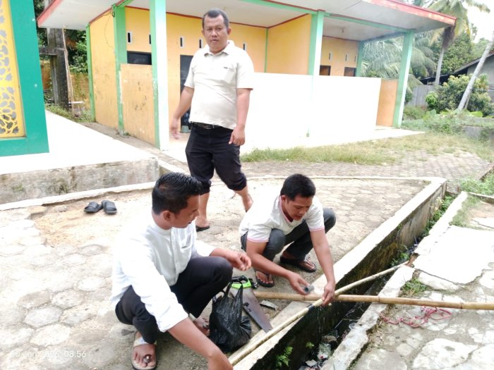 Pastikan Air Bersih Terjaga, MTsN 1 Bungo Gelar Pengecekan dan Perbaikan Sistem Sanitasi