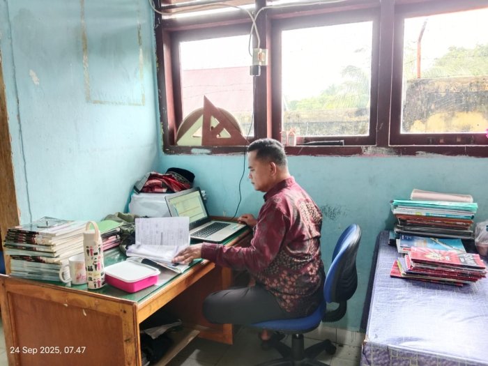 Guru MTsN 1 Bungo Bergerak Cepat: Perangkat Pembelajaran Inovatif Disiapkan Hadapi SKP Triwulan 3