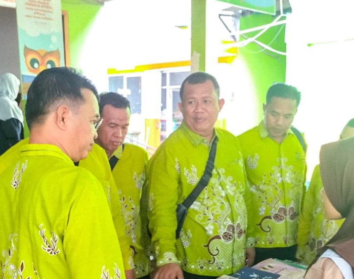 Kepala MTsN 1 Bungo dan K3M Laksanakan Studi Tiru ke MTsN 1 Tangerang Selatan, Tinjau Galeri Literasi Madrasah