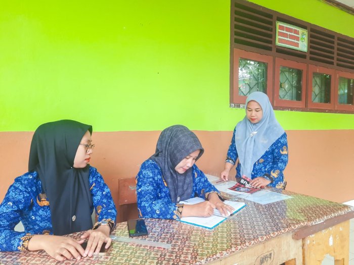 Tim Piket Guru Rabu Kawal Proses Pendidikan