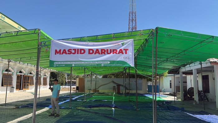 Masjid Agung Baiturrahman Nagekeo Jadi Posko Pengungsian Warga Terdampak Gempa Masjid Agung Baiturrahman Nagekeo Jadi Posko Pengungsian Warga Terdampak Gempa