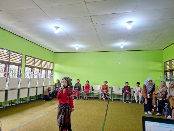 Suara Emas Pelajar MI/SD Bergema di PORSENI MTsN 1 Bungo