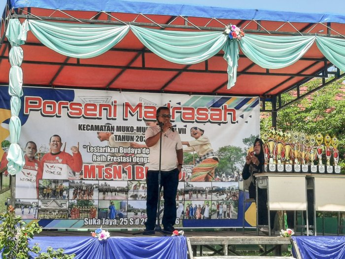 PORSENI MTsN 1 Bungo 2026 Resmi Ditutup, Kasi Penmad Kemenag Bungo: Ajang Pemersatu Siswa Muko-Muko Bathin VII PORSENI MTsN 1 Bungo 2026 Resmi Ditutup, Kasi Penmad Kemenag Bungo: Ajang Pemersatu Siswa Muko-Muko Bathin VII