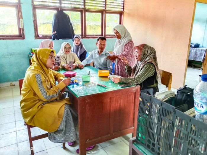 Sarapan Bersama Eratkan Hubungan Antar Guru Dan Tenaga Pendidikan Sarapan Bersama Eratkan Hubungan Antar Guru Dan Tenaga Pendidikan