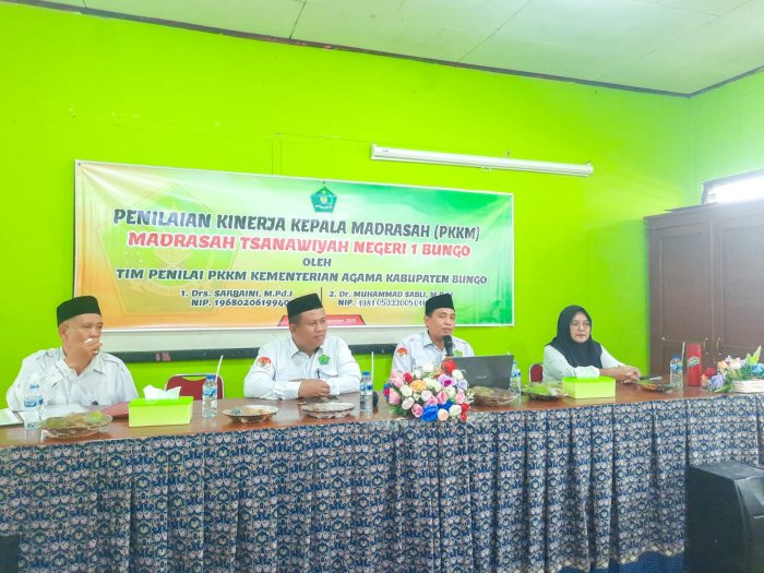 PKKM MTsN 1 Bungo Resmi Ditutup, Tim Penilai Sampaikan Evaluasi dan Apresiasi