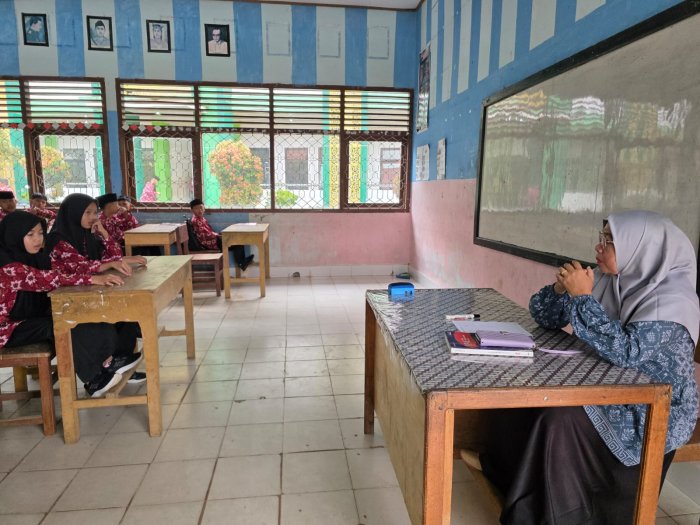 Awali Pembelajaran dengan Doa dan Shalawat, MTsN 1 Bungo Wujudkan Kurikulum Berbasis Cinta