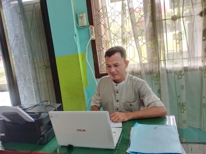 Tenaga Pendidikan MTsN 1 Bungo Tetap Siaga Layani Administrasi hingga 17 Maret Jelang Cuti Bersama Lebaran Tenaga Pendidikan MTsN 1 Bungo Tetap Siaga Layani Administrasi hingga 17 Maret Jelang Cuti Bersama Lebaran