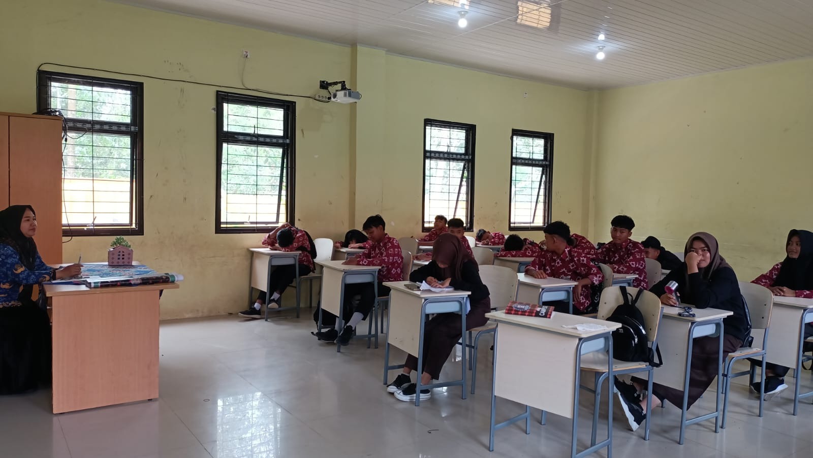 “Gema, Asa di Tahun Ajaran Baru†Bagi Kelas 8 dan 9 “Gema, Asa di Tahun Ajaran Baru†Bagi Kelas 8 dan 9