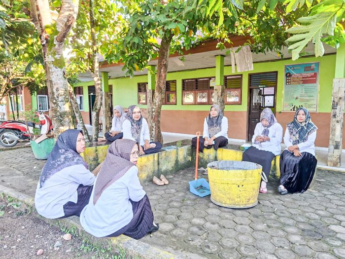 Hangatkan Kebersamaan Jelang ASAT, GTK MTsN 1 Bungo Lepaskan Penat dengan Silaturahmi