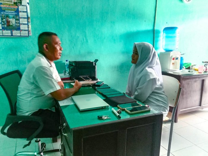 Waka Kesiswaan MTsN 1 Bungo Lakukan Pembinaan Khusus, Fokus Perkuat Karakter Disiplin Siswa