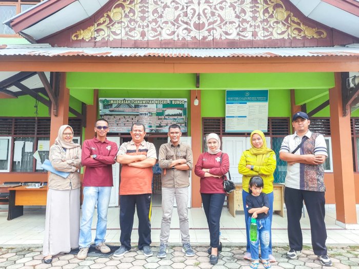 Sinergi Madrasah, Dinkes, dan BKPSDMD: MTsN 1 Bungo Perkuat Gerakan Perangi Napza di Kalangan Pelajar