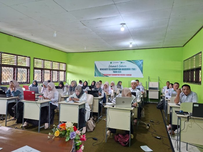 MTsN 1 Bungo Gelar Rapat Akhir Tahun Pelajaran 2025/2026, Susun Langkah Strategis ke Depan MTsN 1 Bungo Gelar Rapat Akhir Tahun Pelajaran 2025/2026, Susun Langkah Strategis ke Depan