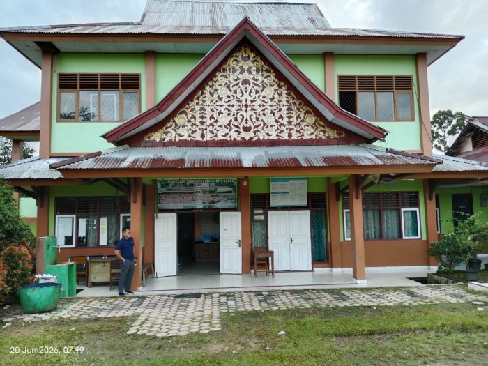 Rapor Dibagikan Hari Ini, MTsN 1 Bungo Dorong Siswa Raih Prestasi Lebih Baik