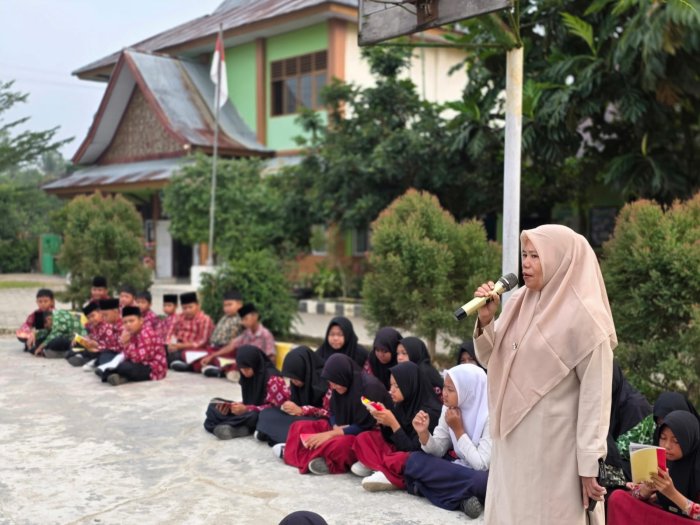 Rabu Pagi Penuh Berkah, MTsN 1 Bungo Semarakkan Gerakan Cinta Allah dan Rasul melalui Sholat Dhuha