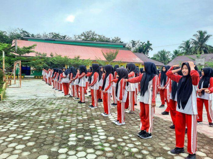 Usai ASAS 2025, MTsN 1 Bungo Wujudkan Cinta Kebersihan Menuju Madrasah ASRI