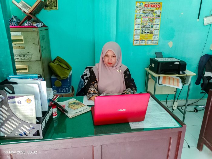 Tingkatkan Wawasan Kurikulum, Waka Kurikulum MTsN 1 Bungo Ikuti Zoom Meeting Nasional