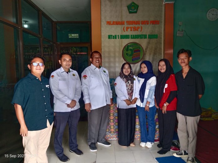 Dalam Rangka Pemanfaatan Layanan dan Solusi Digital Terintegrasi, Pihak Telkomsel Hadir di MTsN 1 Bungo