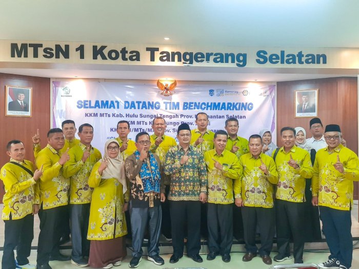 Kepala MTsN 1 Bungo dan K3M Bungo Laksanakan Benchmarking ke MTsN 1 Tangerang Selatan