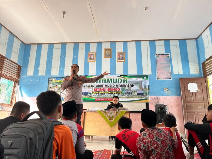 Bentengi Murid Baru dari Narkoba dan Bullying, Polsek Muko-Muko Bathin VII Beri Edukasi pada MATAMUDA 2026