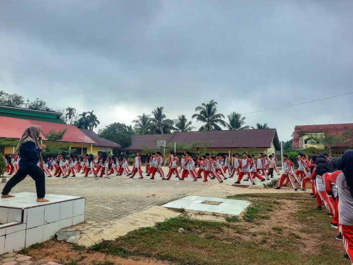Pengembangan diri Pencak Silat MTsN 1 Bungo: Wadah Menyalurkan Potensi Peserta Didik dan Pelestarian Budaya Indonesia