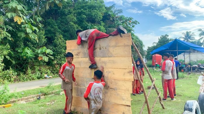 Kontingen Pramuka Madtsanesa Bungo Tunjukkan Ketangguhan di Dinding Potlot Jamran 2025