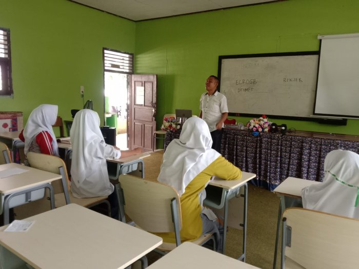 Siap Berlomba, Pramuka MTsN 1 Bungo Intensifkan Latihan Tartil Quran