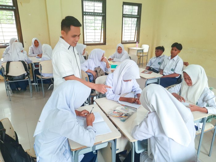 Bukan Sekadar Teori, MTsN 1 Bungo Integrasikan Nilai Cinta dalam Setiap Pelajaran Bukan Sekadar Teori, MTsN 1 Bungo Integrasikan Nilai Cinta dalam Setiap Pelajaran