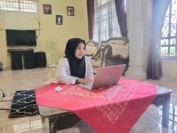 MTsN 1 Bungo Apresiasi Anita, S.Pd atas Kelulusan PPG Batch IV