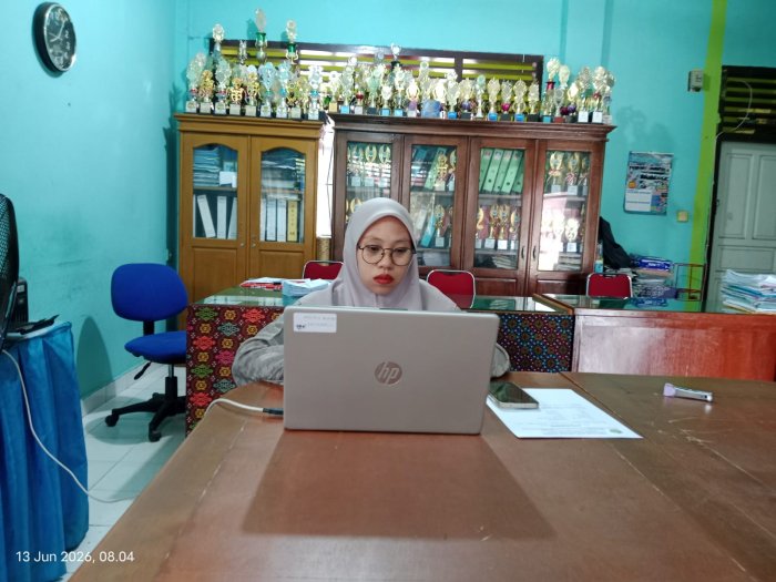 Menuju Administrasi Modern, MTsN 1 Bungo Maksimalkan Manajemen Penerbitan Ijazah