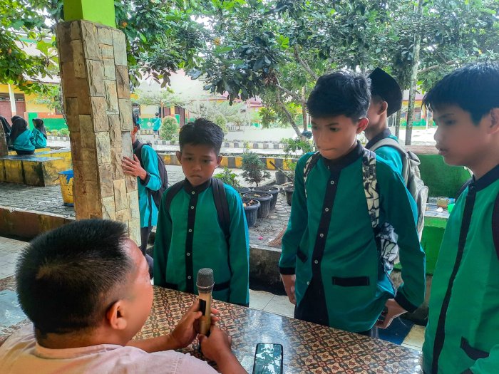 Sambut HAB Ke-80 Kemenag, Pembina OSIM MTsN 1 Bungo Berikan Arahan Teknis Pelaksanaan Berbagai Lomba Sambut HAB Ke-80 Kemenag, Pembina OSIM MTsN 1 Bungo Berikan Arahan Teknis Pelaksanaan Berbagai Lomba