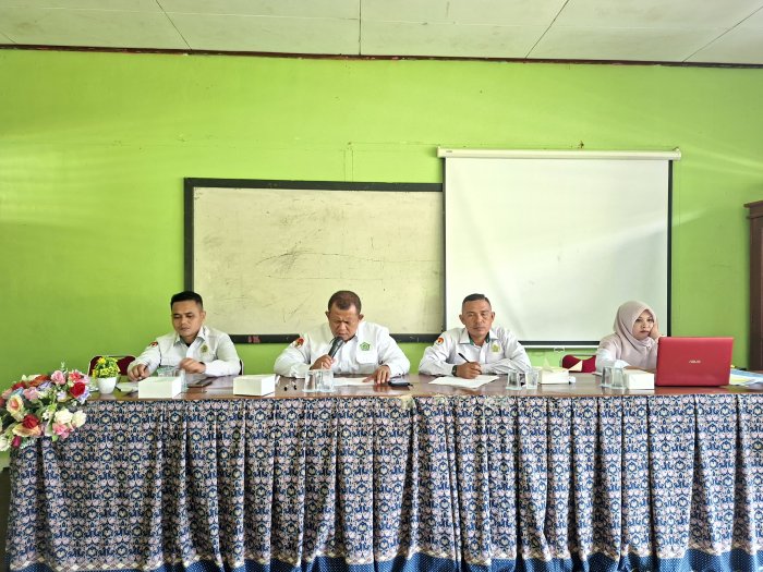 MTsN 1 Bungo Gelar Rapat Evaluasi Semester Genap, Matangkan Program Sambut Tahun Ajaran Baru